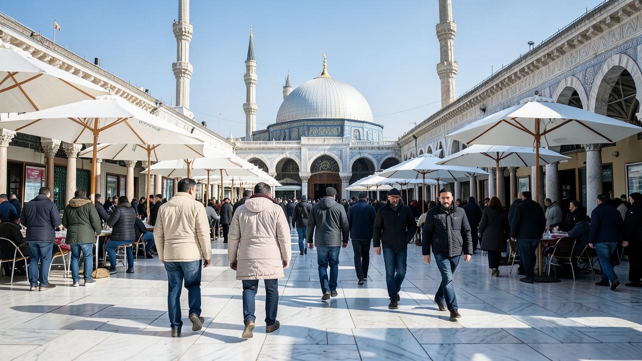 Keunggulan Umroh Akhir Tahun dan Solusi Kedinginan